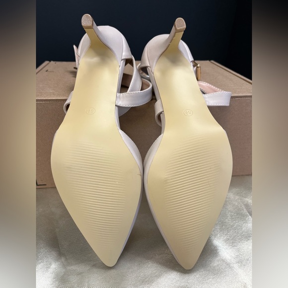 Journey Riva Pumps - Picture 8 of 13